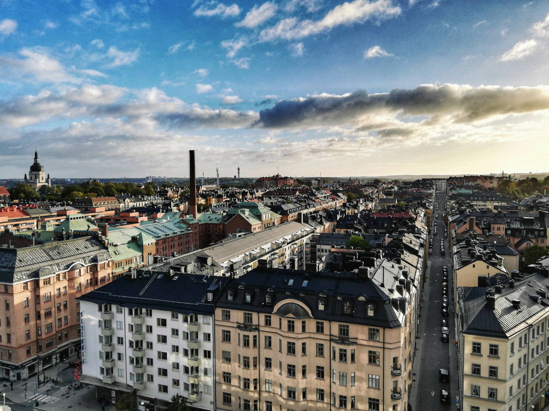 Flygfoto över fastigheter i Hudiksvall – Erik Marsch bygg och fastighetskoncern